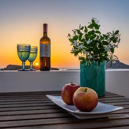 The Ship * Lefkos (Karpathos)