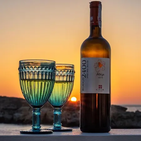 Nyaraló The Ship Lefkósz Karpáthu