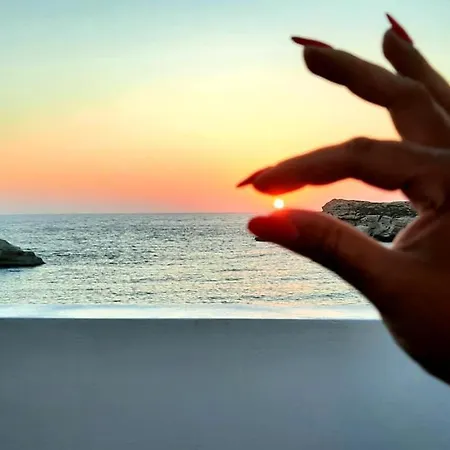 The Ship Nyaraló Lefkósz Karpáthu