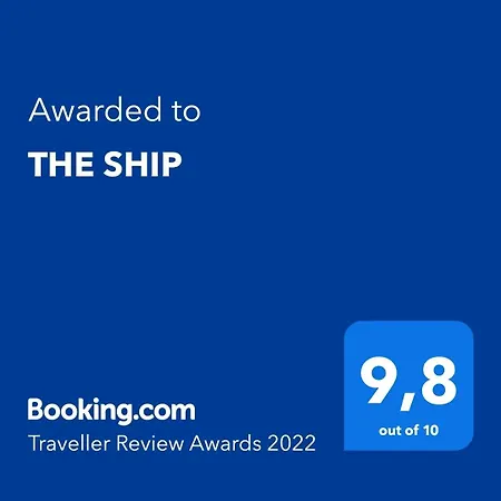 The Ship Case de vacanță *