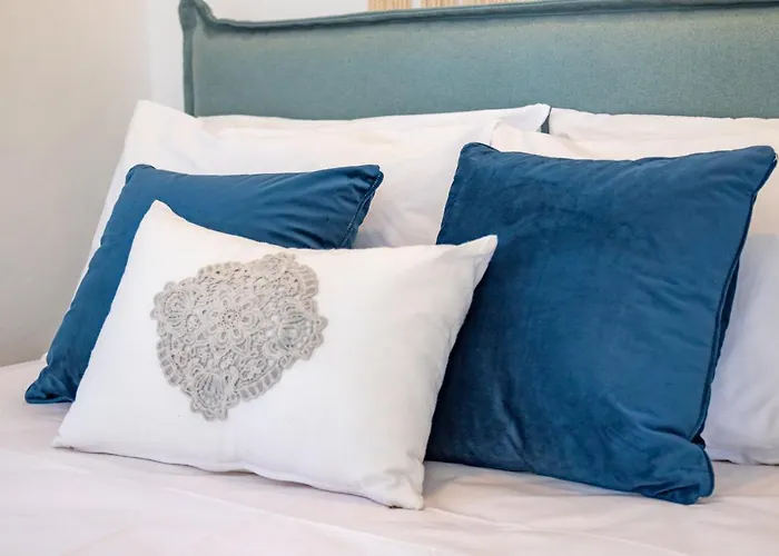 בית נופש The Ship לפקוס קרפתאו